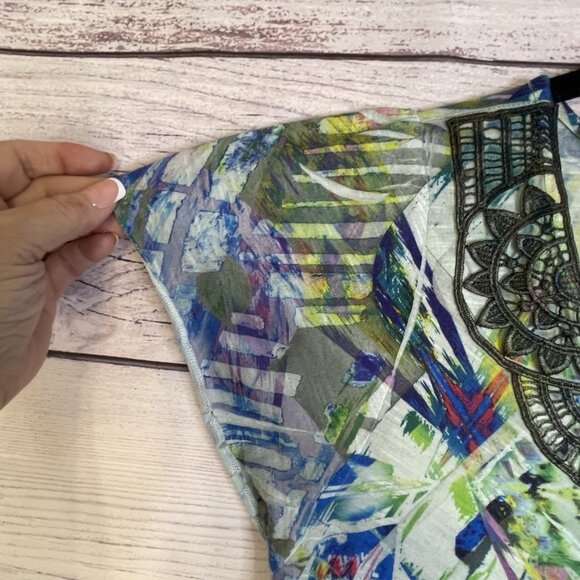 Apt 9 Blouse Size L Tie-Dye Green Blue Crochet Overlay Rhinestones V-Neck Y2K - Picture 6 of 12